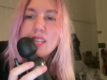 Nude cam girl tomboyskank image #6080804