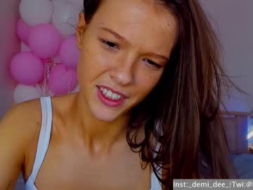 Nude cam girl _demi_dee_ image #1219651