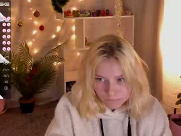 Nude cam girl lime_cat_nana image #3422342