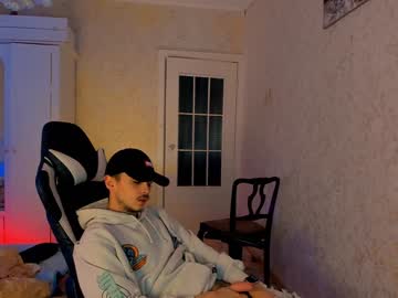 Nude cam man vlad1605 image #3338519