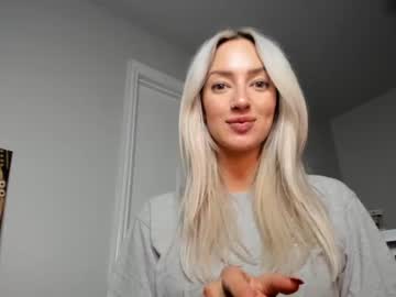 Nude cam girl miss_bee image #3527253