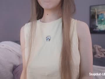 Nude cam girl alice_kosmos image #1799658