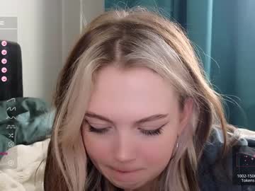 Nude cam girl small_blondee image #5327406
