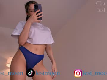 Nude cam girl lesi_moon image #6295698