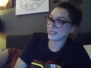 Nude cam girl h0neylem0n image #1921189