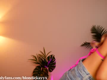 Nude cam girl blondiekayy image #813336