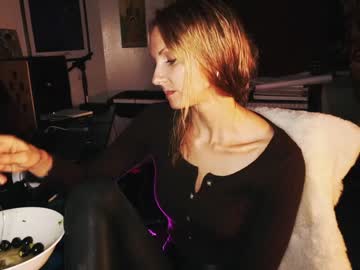 Nude cam girl kaileeshy image #644199
