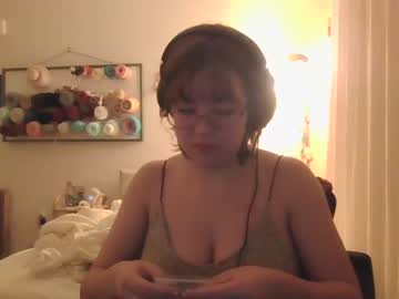 Nude cam girl ftarh18 image #4745515