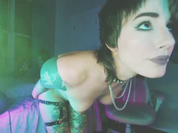 Nude cam girl aynmarie image #4814788
