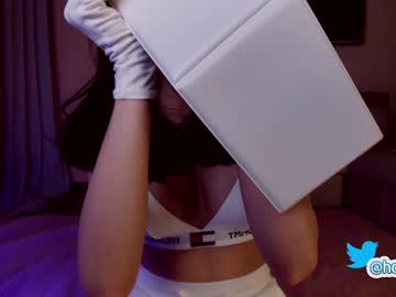 Nude cam girl hollyextra image #2979852
