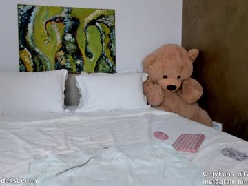 Nude cam girl lenna_godess image #6777717