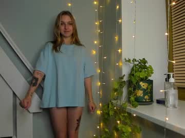 Nude cam girl vulpiones image #5531552