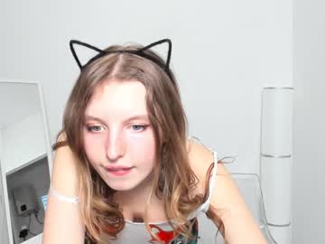 Nude cam girl p_love_ image #1031690