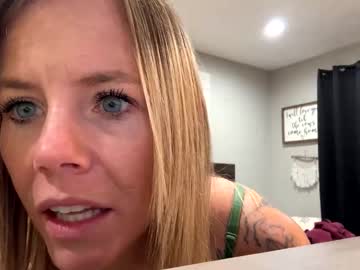 Nude cam girl armyvet1991 image #6993328