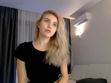 Nude cam girl amourvenenum image #2745886
