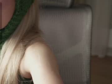 Nude cam girl sonyaericsson image #6815258
