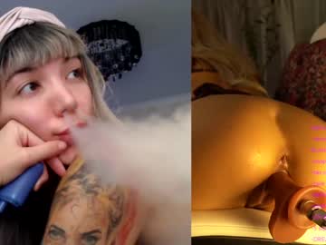 Nude cam girl kronniekray image #2826656