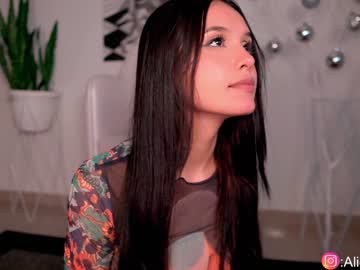 Nude cam girl alicia_uwu image #3279270