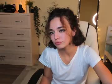 Nude cam girl ella_flar_ image #2807806