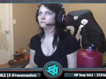 Nude cam girl rowanswolves image #793930