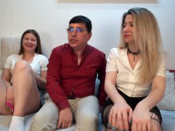 Nude cam couple julyaandraul image #1804938