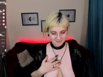 Nude cam girl yolandi_toit image #2142041