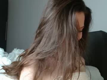 Nude cam girl isia_slay image #2126373