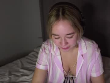Nude cam girl kristyspiritedaway image #5911363
