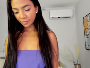 Nude cam girl emilyn_keating image #180069