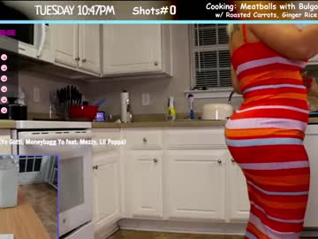 Nude cam girl milavalentinax image #2488196