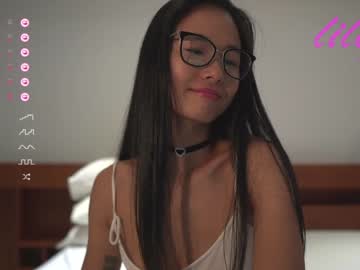 Nude cam girl _lillilly_ image #2718149