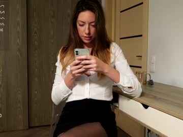 Nude cam girl ronny_ponny image #2256325