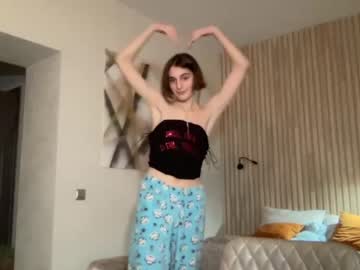 Nude cam girl crown_of_vice01 image #3088970