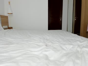 Nude cam girl carolinaherera image #2569265