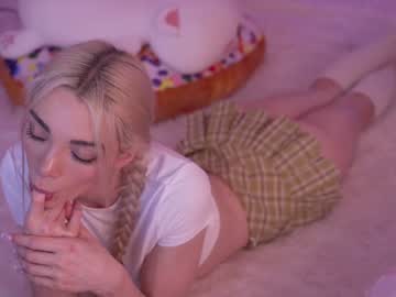 Nude cam girl bunnydollstella image #4993097