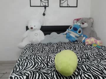 Nude cam girl kira_little image #4870236