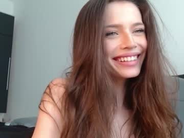Nude cam girl isia_slay image #2152874