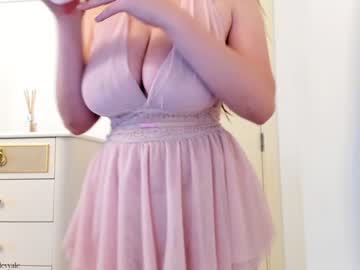 Nude cam girl devyale image #3651222