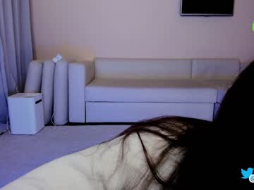 Nude cam girl hollyextra image #4075422