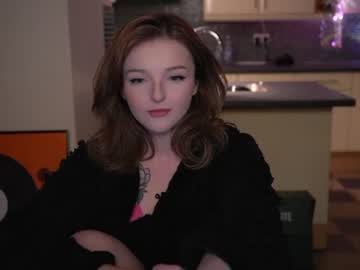 Nude cam girl lucydelovely image #2968396