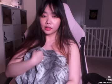 Nude cam girl clara_chan image #2346067