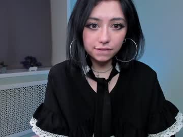 Nude cam girl caramelle_al_lampone image #6284690