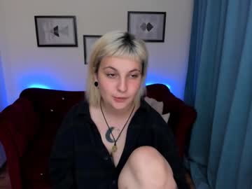 Nude cam girl yolandi_toit image #2280009