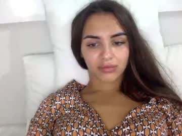 Nude cam girl camelia_caramel_ image #1869913