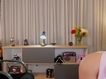 Nude cam girl kellytesh image #1787367