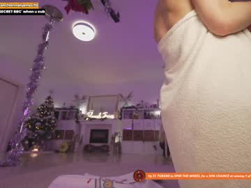 Nude cam girl hannahjames710 image #5997442