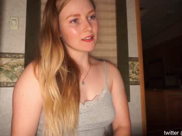 Nude cam girl artesoft image #2552393