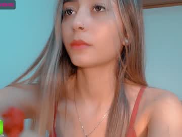 Nude cam girl gummy_bear7 image #237892