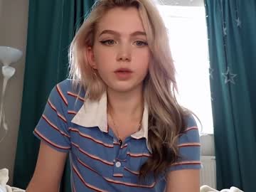Nude cam girl small_blondee image #5248013