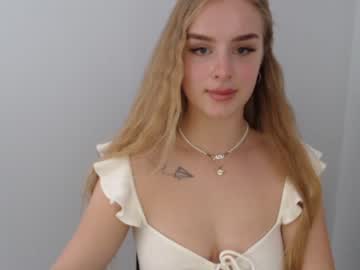 Nude cam girl molly_wenis image #2397186